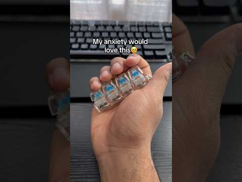4-Key Mechanical Keyboard Fidget Keychain